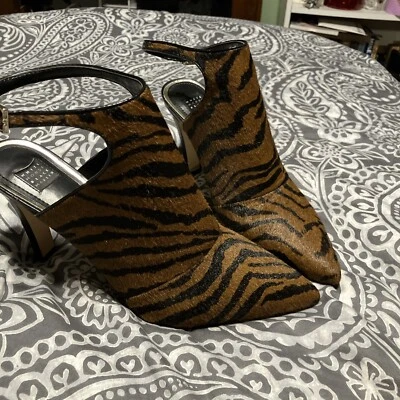 White House Black Market Dana Women Shoes, Size 9, Animal Hair/Leather, 4” Heel - Image 1 of 4