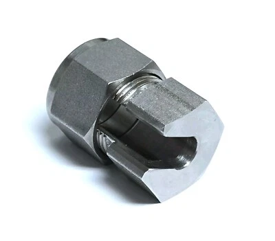 SWAGELOK SS-1010-C-004, Compression Fitting, Cap, Split Nut, 316 Stainless, 5/8" - Image 1 of 4