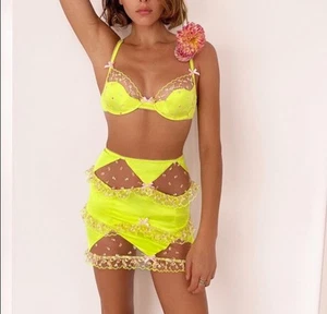 For Love And Lemons Wild Rose Lingerie Slip Skirt Medium Lace Rosette Ruffle Z26 - Picture 1 of 11