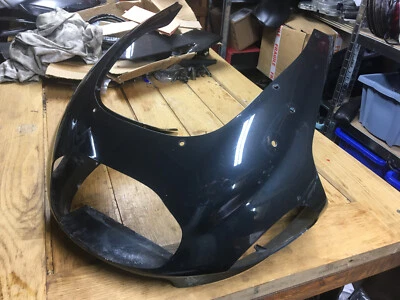 Ducati ST2 ST4 front top fairing small crack - Image 1 of 4