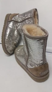 UGG Australia Classic Short Silver Sequin Womens SZ 5 Boots  GUC "CUTE" - Picture 1 of 8