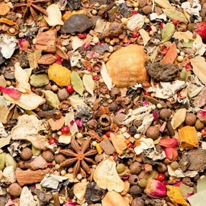 Kabsa Spice, Whole Spices 300 g Saudi Kabsa Kabseh mezcla entera de especias بهارات كبسة - Imagen 1 de 1
