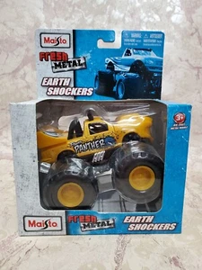 2013 Maisto Earth Shockers Monster Truck POWER PANTHER - Picture 1 of 8