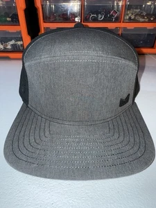 Neu Melin Trenches HYDRO Mütze meliert grau/anthrazit Druckknopflasche XL/60+ cm - Bild 1 von 9