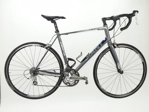Giant Defy Aluxx Roadbike Rennrad Size L Shimano Sora Refurbished - Picture 1 of 5