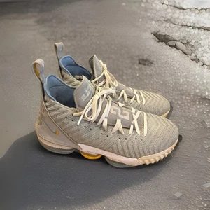 6268) Nike LeBron 16 XVI Lakers MPLS CK4765-001 Grey/White Men's Size 11 - Picture 1 of 8
