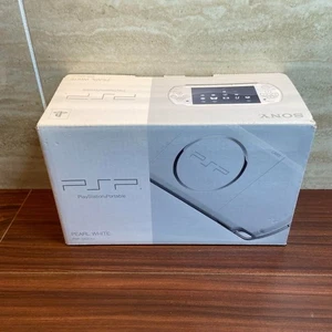 PSP 3000 Korpus, perlweiß 4604 aus Japan - Bild 1 von 20