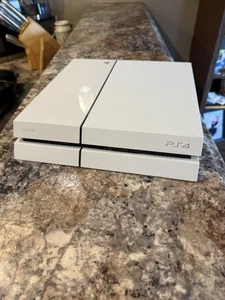 Sony PlayStation 4 PS4 500GB Console Only Model CUH-1115A White For Parts READ - Picture 1 of 21