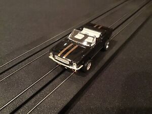 1965 Ford Mustang Conv. MoDEL MoToRING SLoTCaR with New Dash Mondo Grip Chassis