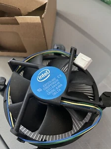Original Intel Stock CPU Cooler LGA 1150-1155-1156-1151-775 (Copper Core) - Picture 1 of 1