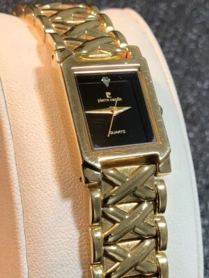Reloj de vestir vintage Pierre Cardin para mujer rectangular tono dorado batería nueva Foto 1 de 4