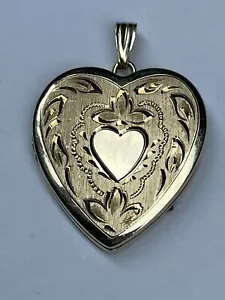 Cuadro de imagen con medallón de corazón de colección oro 14K 20 mm grabado plegable floral HFB - Imagen 1 de 10
