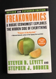 Freakonomics: A Rogue Economist Explores the Hidden Side of Everything - Picture 1 of 2