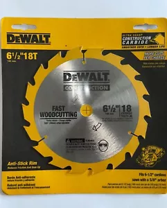 DeWalt 6 1/2 inch diameter 18 T fast wood cutting sawblade - Picture 1 of 2