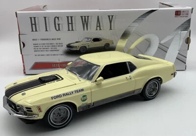 Ford Mustang Mach 1 Ford Rallye Team Maßstab 1:18 Limitiert Highway 61 OVP NEU