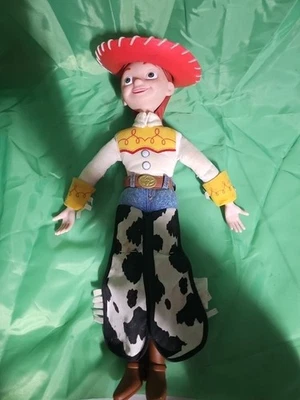 Boneca vintage THINKWAY Jessie Disney Pixar pull-string cowgirl 15" não funciona - Imagem 1 de 2