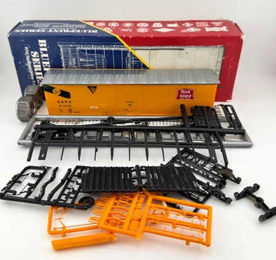 Branchline 1814 HO Scale Rock Island 50' Plug Door Box Car Road #51042 - Image 1 of 4