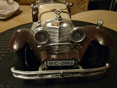 Burago 1931 Mercedes Benz SSKL Blanco 1:18 Diecast Hecho en Italia  Foto 1 de 4