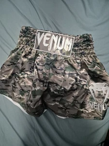 Venum Muay Thai Shorts - Picture 1 of 3