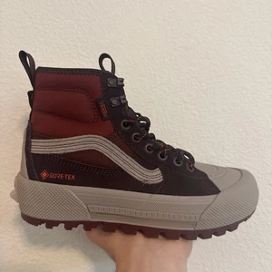 Vans Sk8-Hi Gore-Tex MTE High Bitter Chocolate/Red Size Mens 4.5/6w Hiking Shoes - Picture 1 of 6