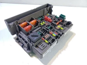 CAJA RELES / FUSIBLES / 28332291030101 / 911944604 / 2758112 PARA BMW SERIE 3 CO - Imagen 1 de 10