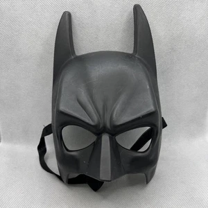 Máscara facial de plástico de Halloween Rubies Costume Co para niños Batman Caballero Oscuro - Imagen 1 de 10