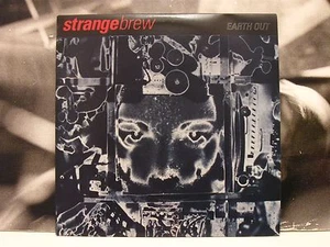 Strangebrew - Earth Heraus 2 LP Ex + 1996 Robs Rec. UK 1st Pressing LPROB40 - Bild 1 von 1
