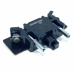 CR305X100D GE Auxiliary Contact Kit, 1NO - Picture 1 of 6