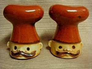 Simpatico SHAKER SALE E PEPE CHEF vintage - ceramica smaltata e gres naturale - Foto 1 di 8
