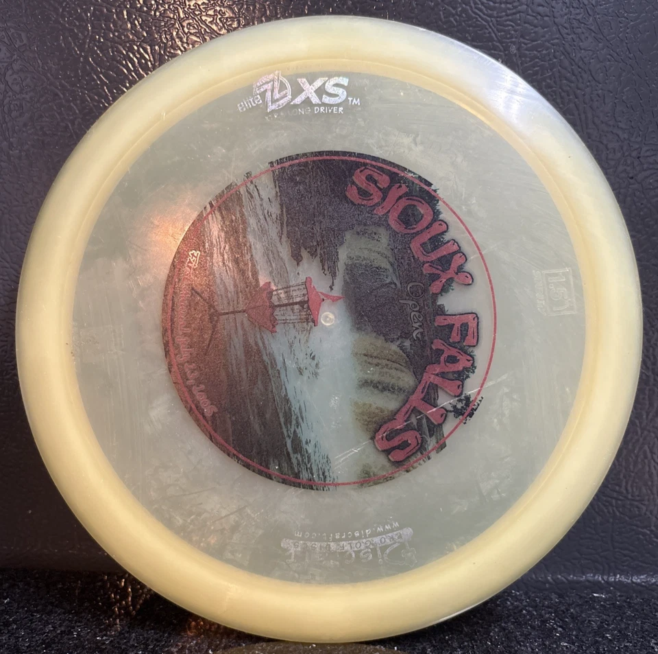 Discraft 4 Point Elite Z XS 2005 Sioux Falls Rare Patent #'s Pfn 172g No Tooling - Image 1 of 4