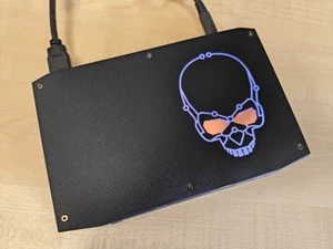 Intel NUC8i7HNK - Hades Canyon - 32GB RAM - 500GB SSD - i7 8705G - Win11 - Bild 1 von 10