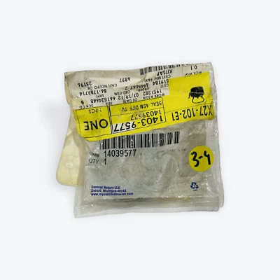 NEW GENUINE GM 14039577 DRIVE AXLE SHAFT SEAL - Image 1 of 4