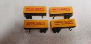 HO SCALE TYCO UNION PACIFIC TRAILER LOT OF (4) ๐ฅ๐ฅ๐ฅ๐ฅ๐ฅ - Picture 1 of 3
