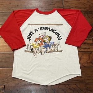 VTG 70s Just A Swangin’ Hillbilly Red 3/4 Sleeve Raglan T-Shirt READ DESCRIPTION - Picture 1 of 5