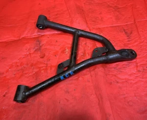 1999 HONDA TRX450S TRX 450 FRONT RIGHT LOWER A ARM 51350-HN0-A00 - Picture 1 of 8