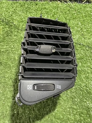 Jeep Grand Cherokee 2014-2021 tablero delantero centro derecho aire acondicionado calefacción ventilación OEM Foto 1 de 4