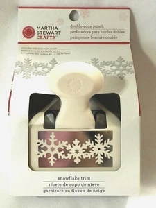 New MARTHA STEWART CRAFTS SNOWFLAKE TRIM DOUBLE EDGE PUNCH Winter Holiday XMAS - Picture 1 of 5