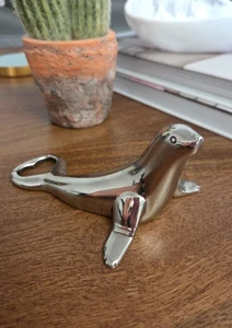 Vintage Seal/Sea Lion Chrome Plated/ Silver Barware Bottle Opener - Bild 1 von 9