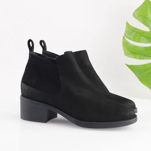 Clarks Womens Memi Boot Size 7.5 WIDE Black Suede Block Heel Zip Bootie Comfy - Picture 1 of 14