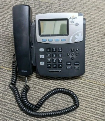 Digium D40 IP Phone IP with HD Voice Backlit Display - Image 1 of 4