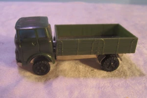 VINTAGE ZEE GREEN DUMP STAKE TRUCK PLASTIC TIN BOTTOM MADE IN HONG KONG - Picture 1 of 6