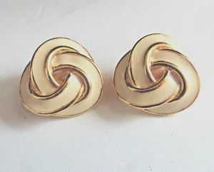 Vintage DONALD STANNARD White Swirl  Gold Clip Earrings Love Knots 1970's Signed - Picture 1 of 5