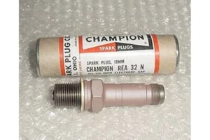 REA-32N, REA32N, Champion Spark Plug for Lycoming 360 / 540 / 541 / 720 - Picture 1 of 1