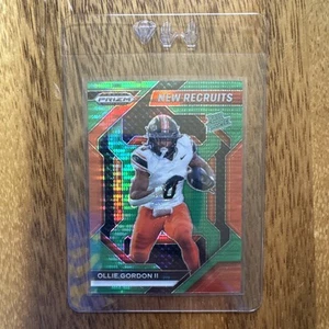 2024 Prizm Draft Picks Ollie Gordon II New Recruits Green Pulsar /25 Book End ! - Picture 1 of 3