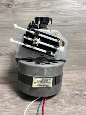 123D0101 14LG410R 2265-267 41A5483B Chamberlain Garage Door Motor - Image 1 of 4