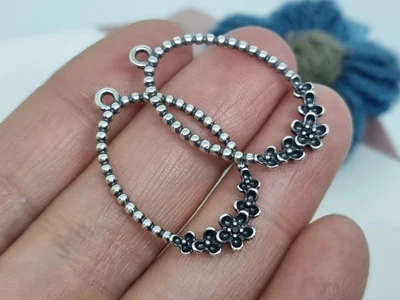 Genuine PANDORA Floral Elegance Wanda’s Garden Compose Earrings 💕 Black Spinel  - Image 1 of 4