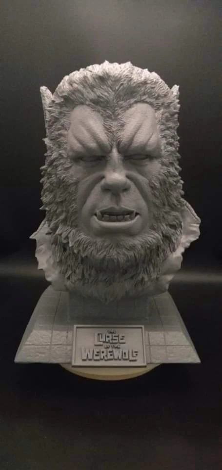 1/1 Scale Curse Of The Werewolf Resin Bust  - Image 1 of 4