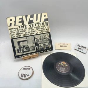 The Vettes- Rev-Up VG+/VG+ Ultrasonic Clean 1964 Cover variant - Imagen 1 de 3