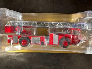Camion Pompiers Iveco Magirus DLK 23-12 NB surbaissé LYON 1/43 Neuf en boite L41 - Picture 1 of 2