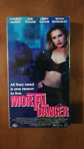 MORTAL DANGER (VHS) CHARLES NAPIER FULL MOVIE - NOT A CREENING COPY - NEW SEALED - Imagen 1 de 2